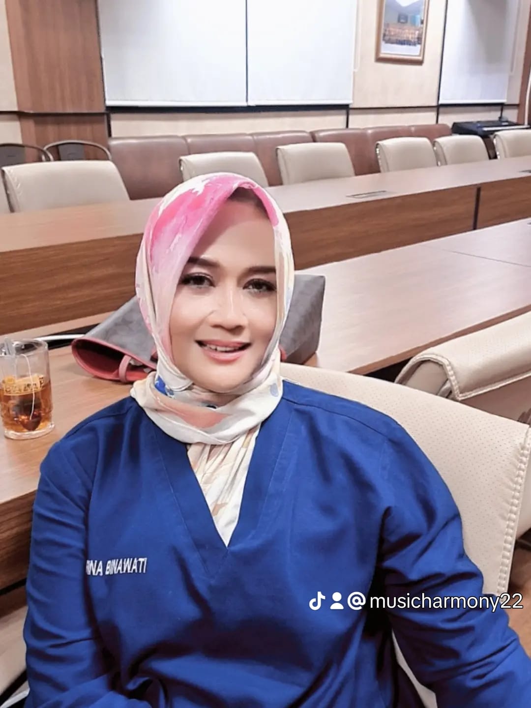 drg. Fina Binawati (9/84)
